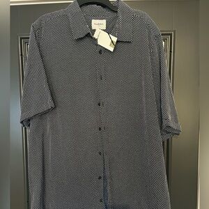 Men’s Short Sleeve Button Down